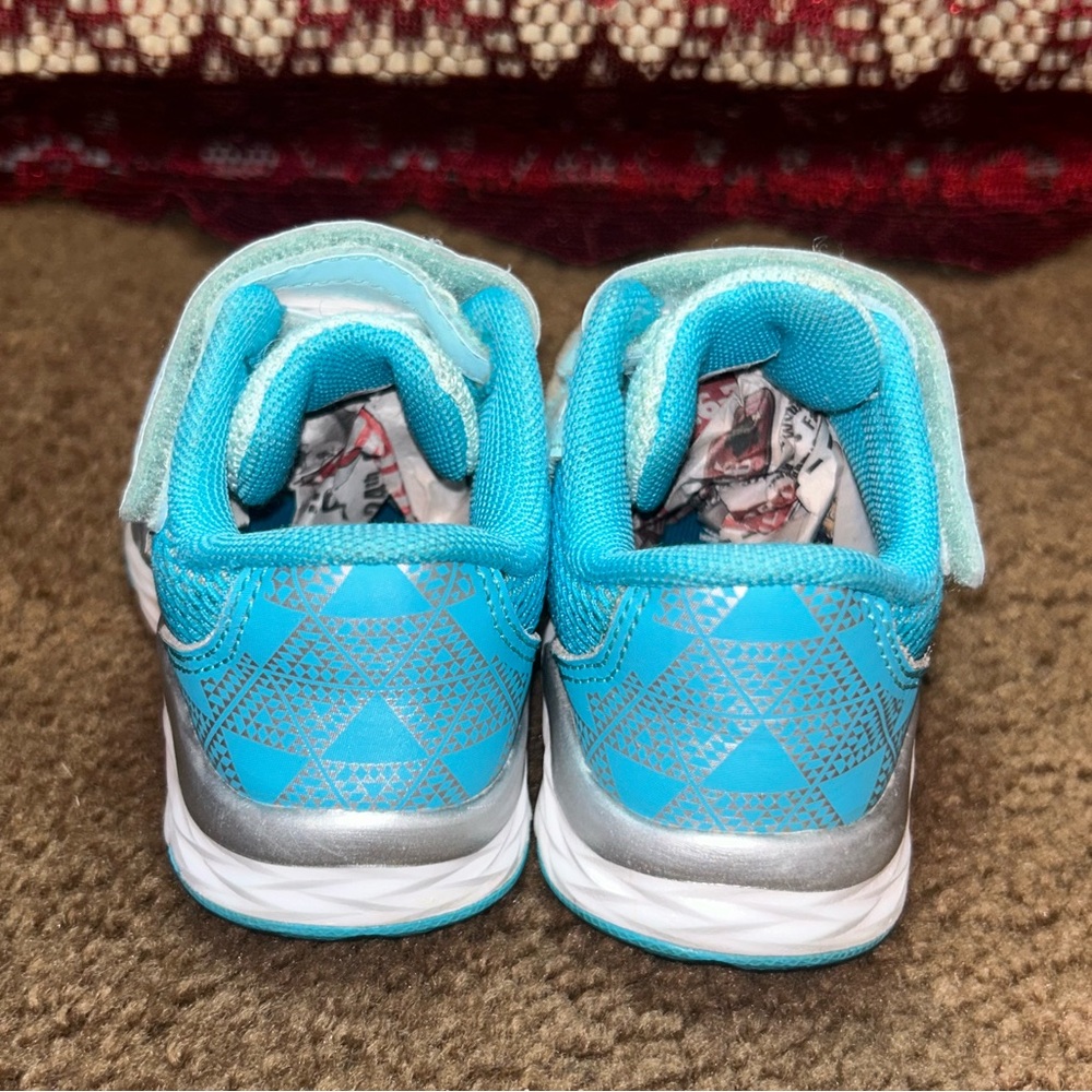 New balances - Picture 3 of 5